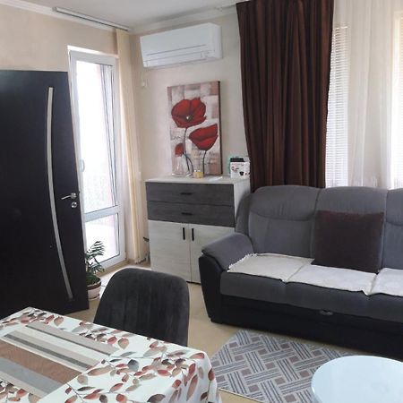 Apartment Hawaii เนเซบาร์ ภายนอก รูปภาพ